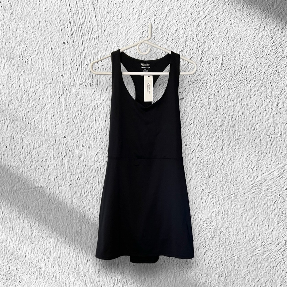 NWT Calvin Klein Performance Women's Black Built-In Shorts Athletic Dress Large